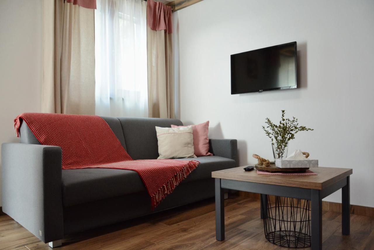 Apartmany Poco Loco بيتس بود سنيزكو المظهر الخارجي الصورة